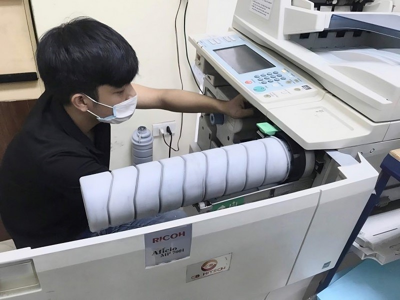 sua-may-photocopy-ricoh-quan-go-vap_2